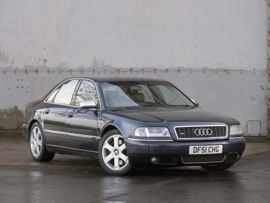  Audi S8 (D2) 1999 года  (UK) (фото 39 из 39)